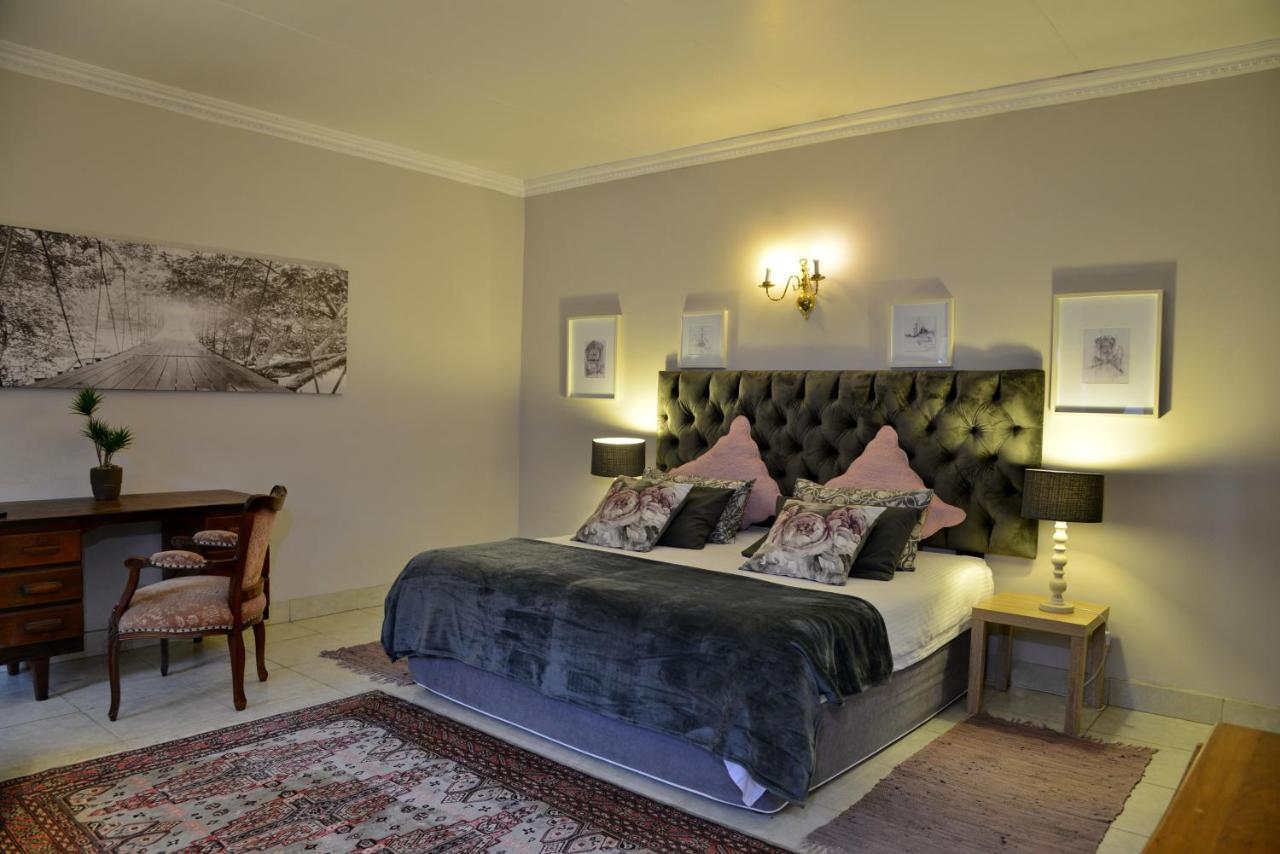 Owls Loft Guest House Midrand Exteriör bild