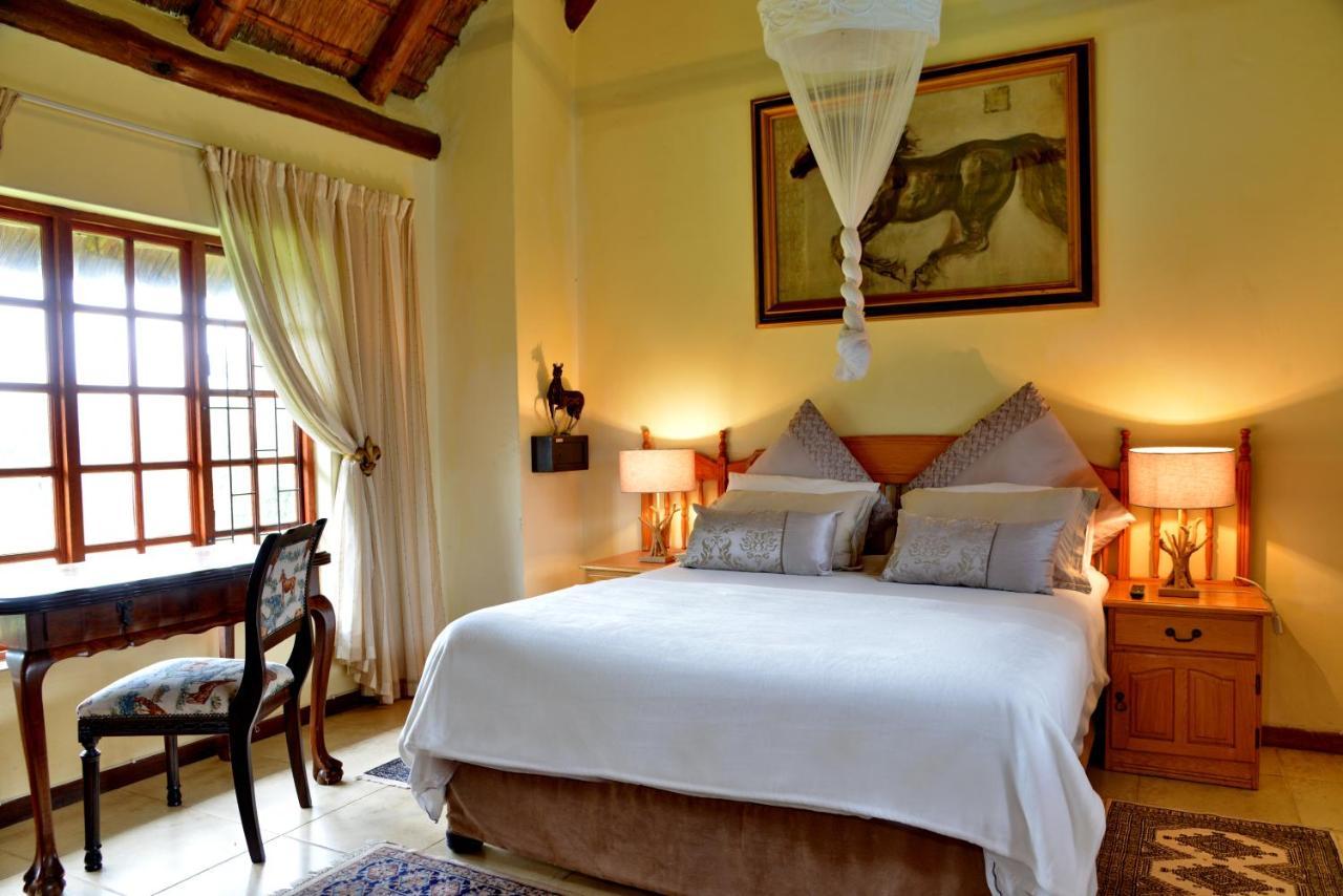 Owls Loft Guest House Midrand Exteriör bild