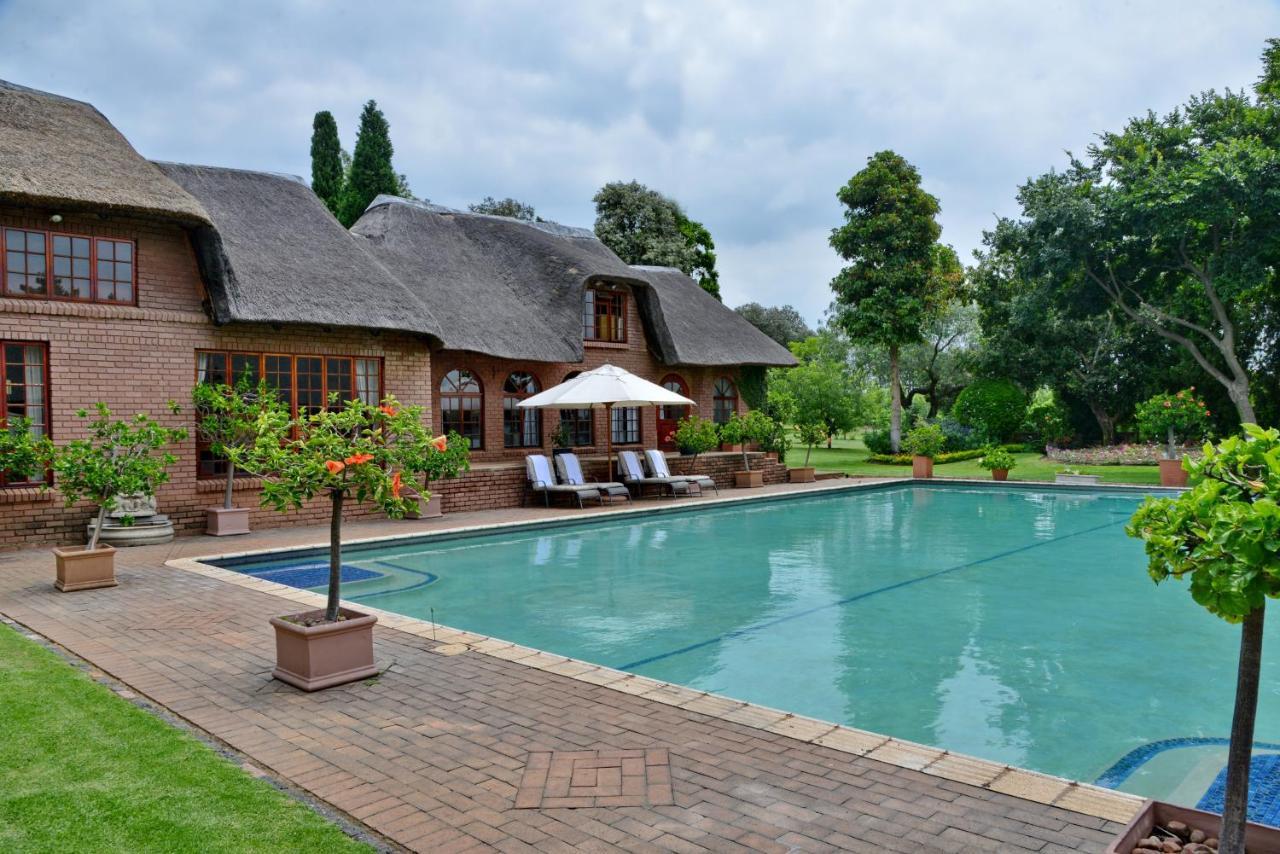 Owls Loft Guest House Midrand Exteriör bild
