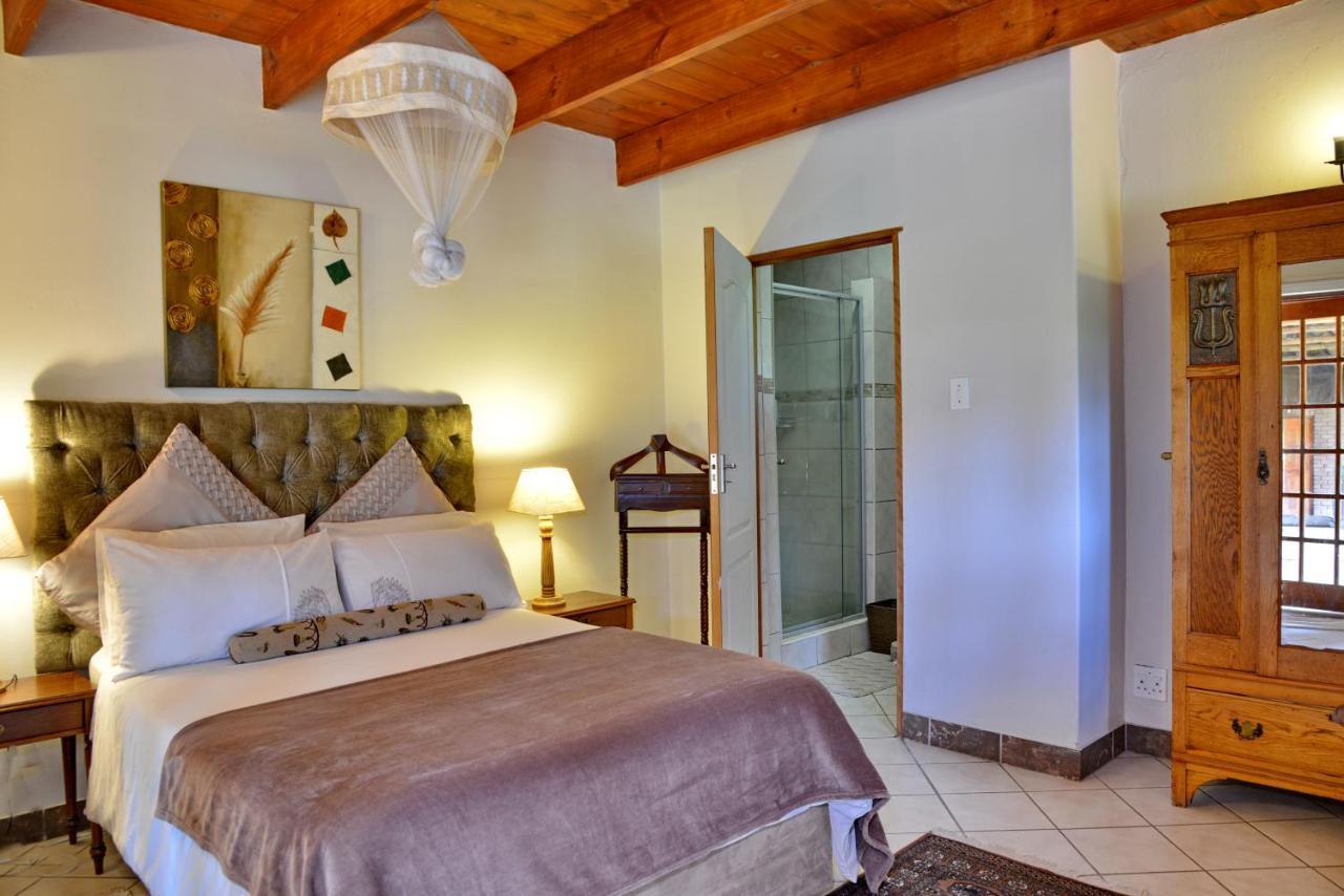 Owls Loft Guest House Midrand Exteriör bild