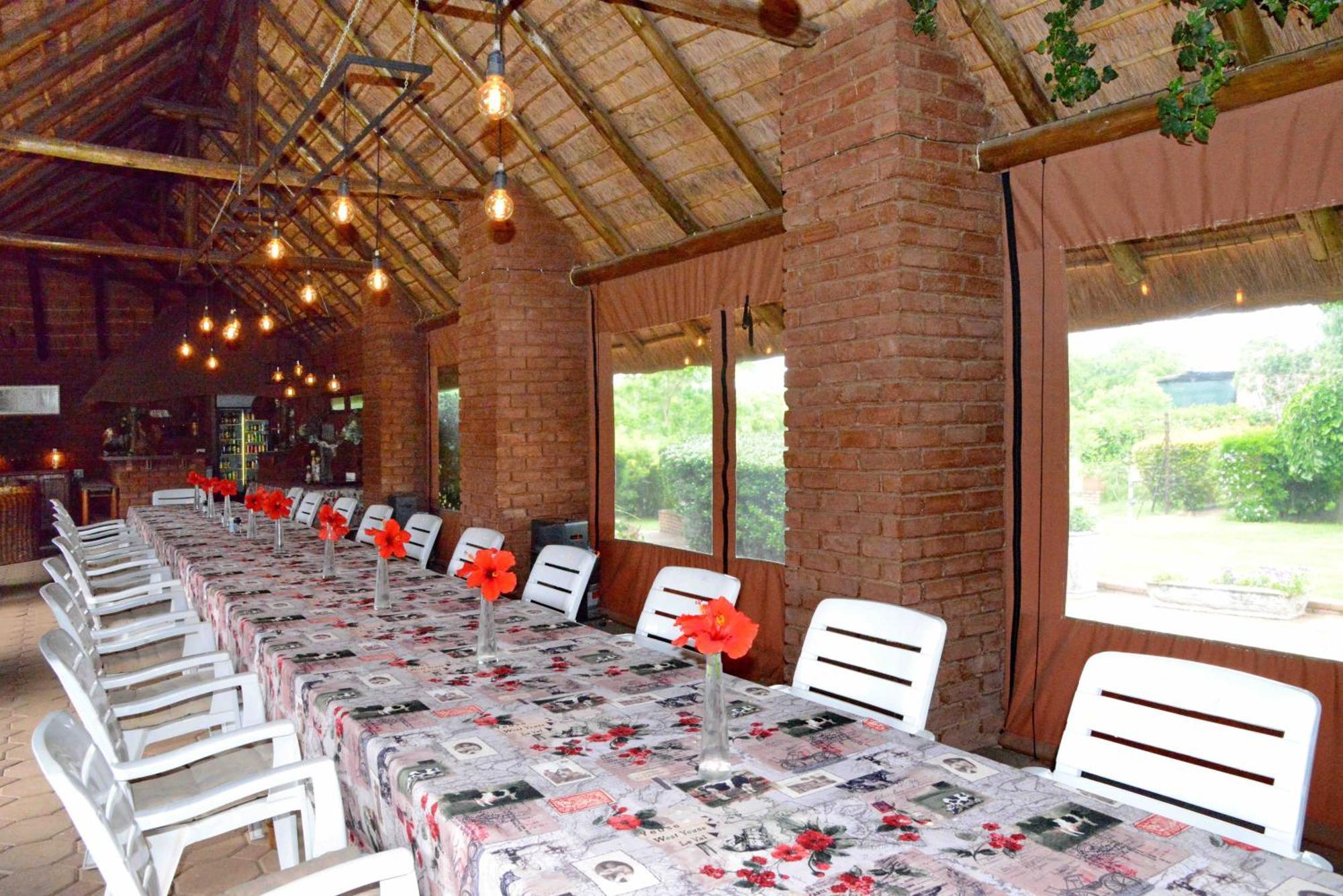 Owls Loft Guest House Midrand Exteriör bild