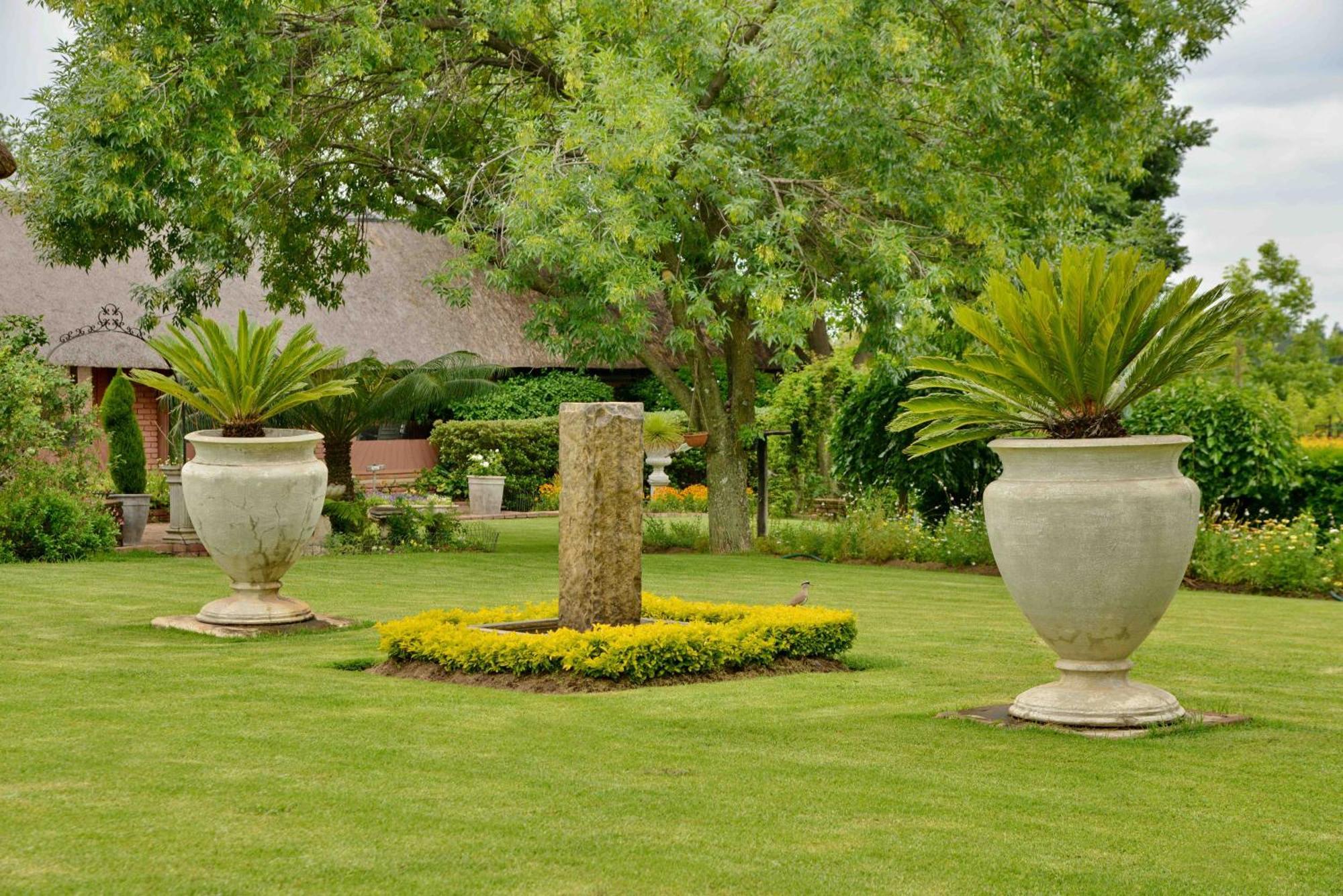 Owls Loft Guest House Midrand Exteriör bild